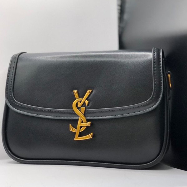 Yves Saint Laurent Shoulder Bag